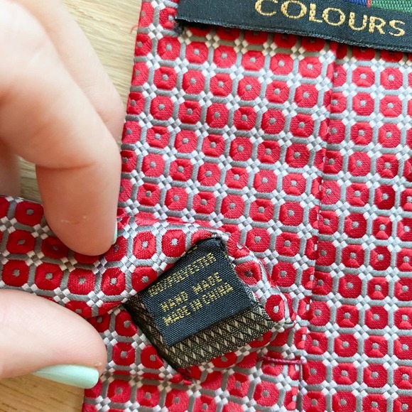 ALEXANDER JULIAN COLOURS Men's Red/Silver Check Handmade Polyester Necktie sz OS - Picture 8 of 9